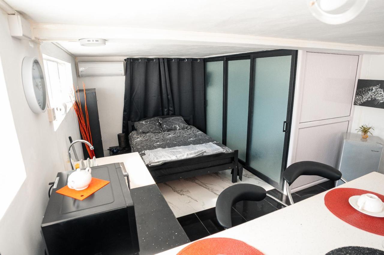 Studio B Порт-Луи Экстерьер фото